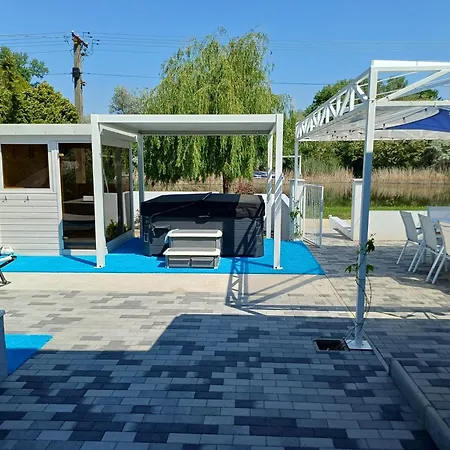 Buborek Bungalo Вилла